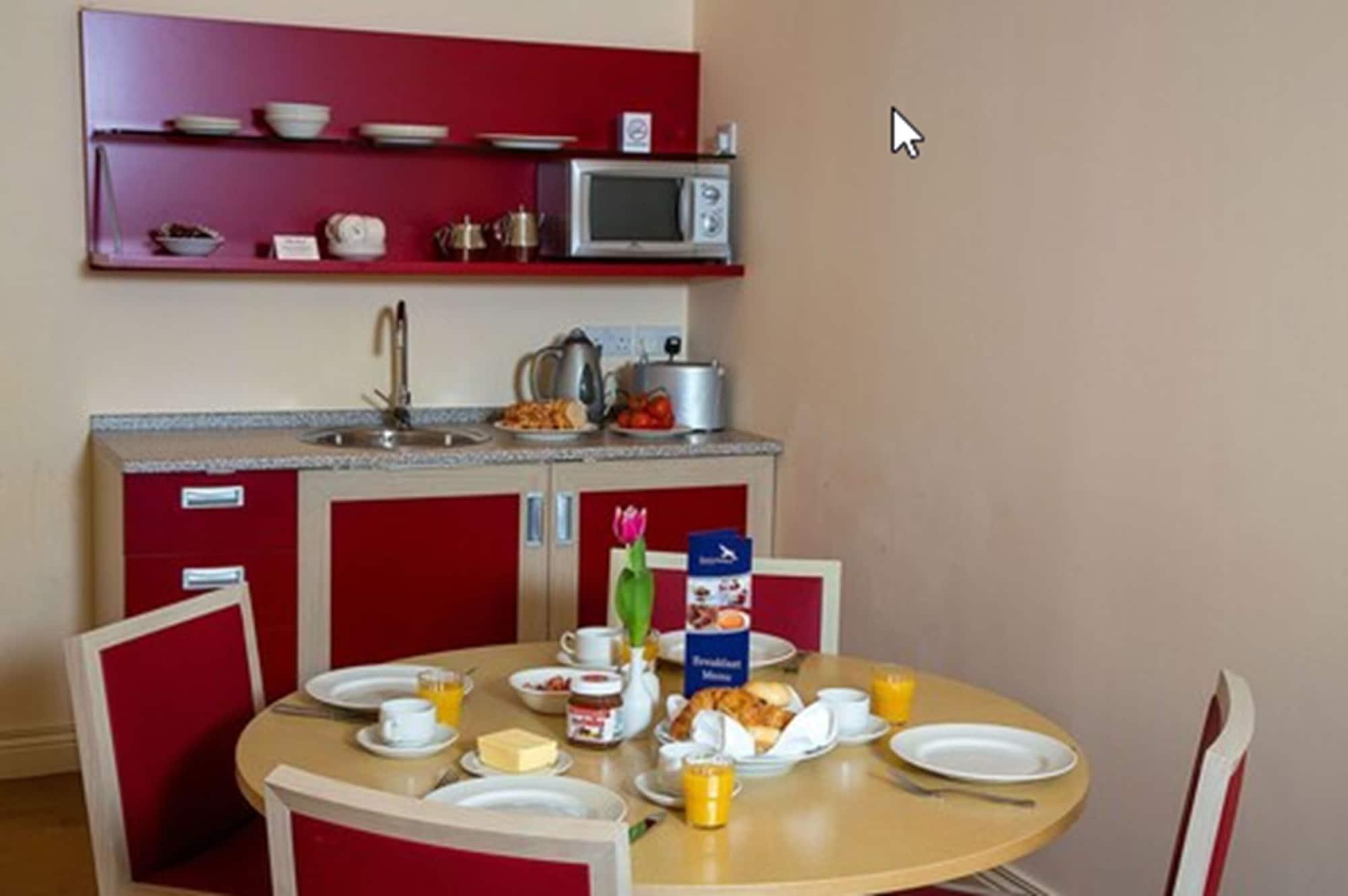 Innisfallen Hotel Fossa エクステリア 写真