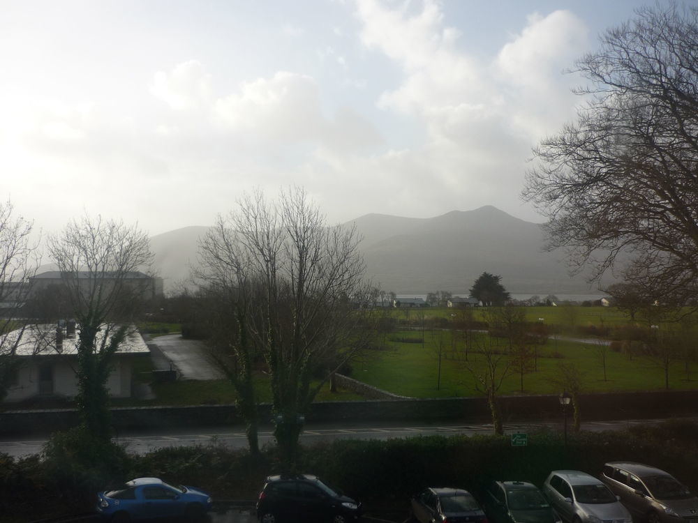 Innisfallen Hotel Fossa エクステリア 写真
