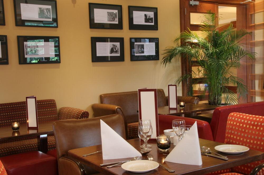 Innisfallen Hotel Fossa エクステリア 写真